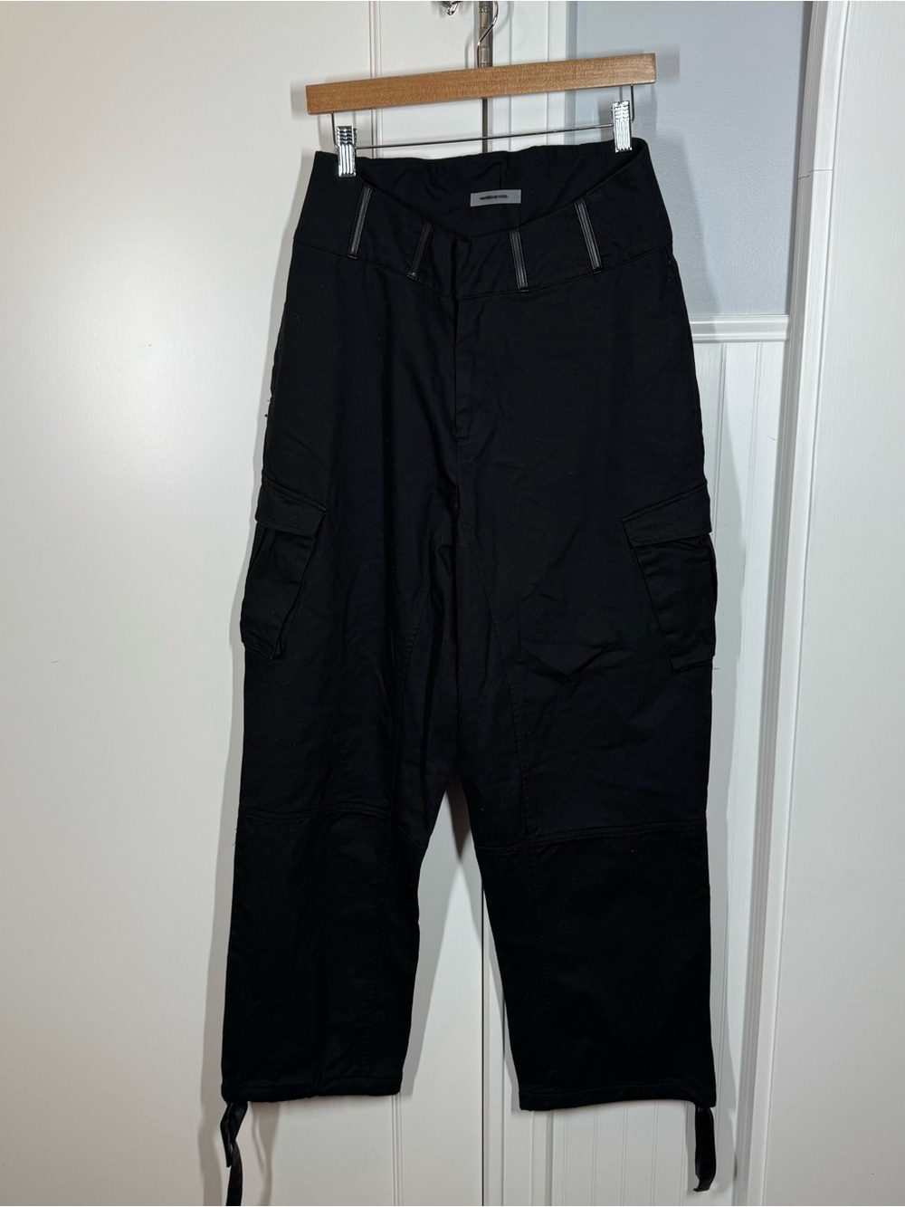 Maniere De Voir Size 10 Strap Detail Cargo Pants Black 100% Cotton